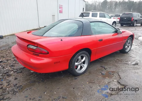 1994 Chevrolet Camaro Z28 z USA, uszkodzony, nr VIN 2G1FP22P7R2108499